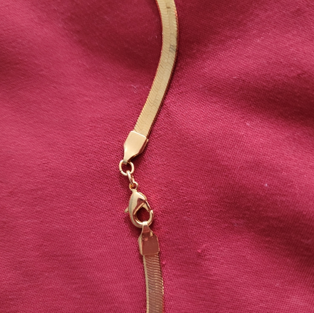 Costume jewelery - Picture 4 of 5